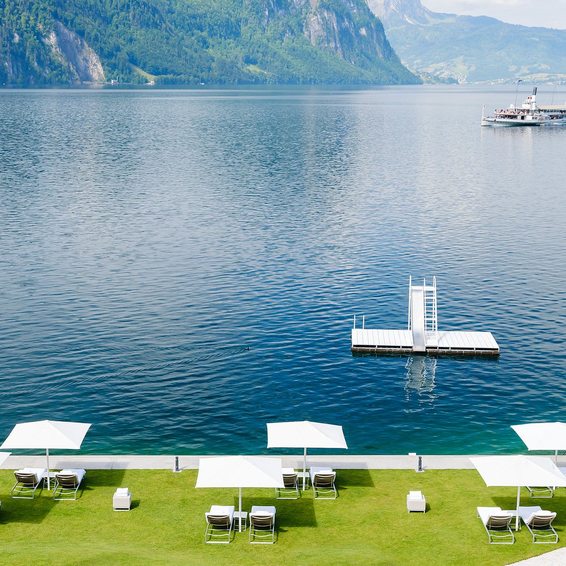  Health & Beauty – Lawn for sunbathing