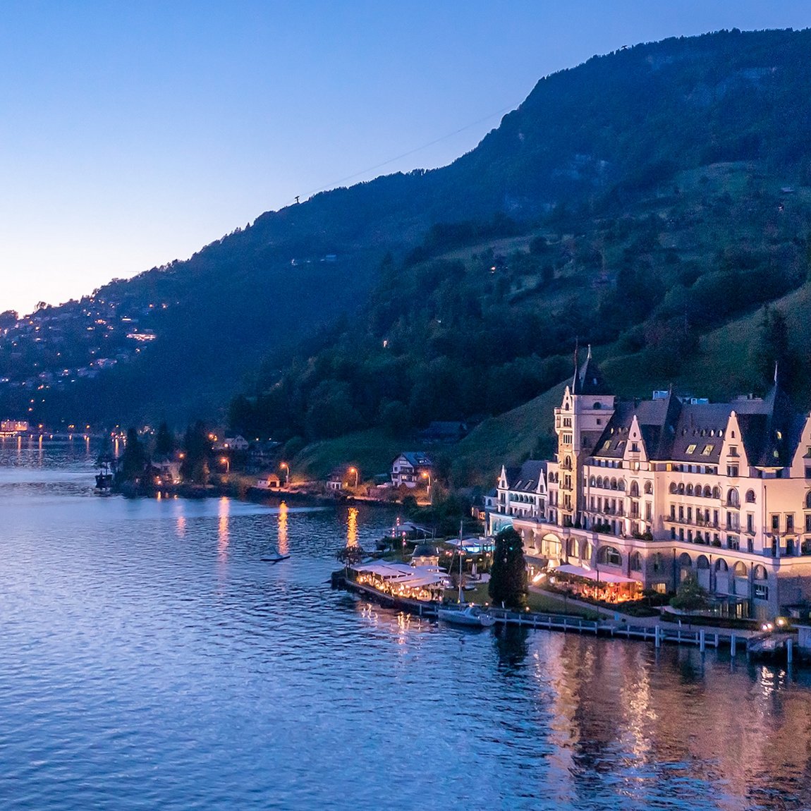Park Hotel Vitznau in the evening – View from Lake Lucerne